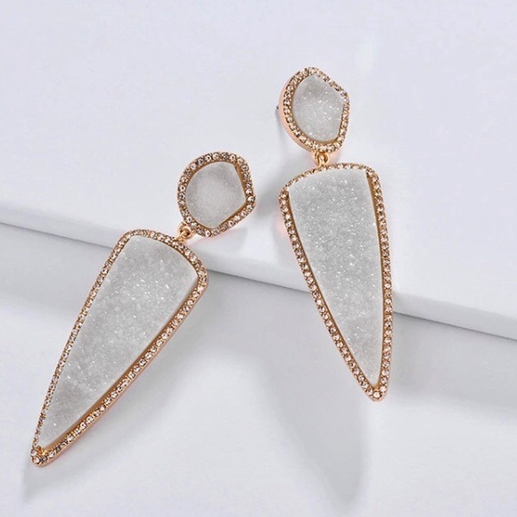 Anthropologie Jewelry - Anthro Druzy Quartz Earrings in grey